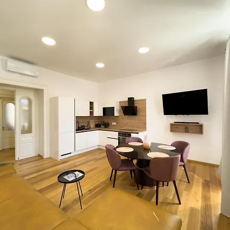 Center Apartament *